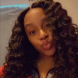 Meet your Posher, Deja